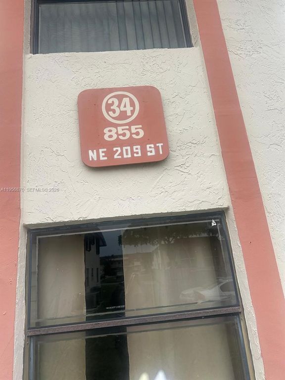 855 NE 209th St 203-34, Miami, FL 33179