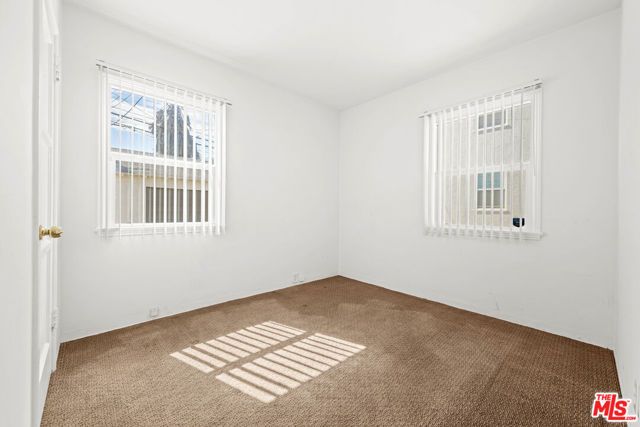 8207 Crenshaw Drive, Inglewood, CA 90305