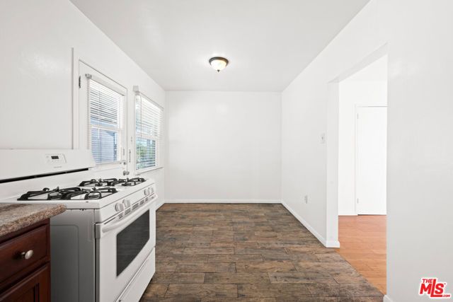 8207 Crenshaw Drive, Inglewood, CA 90305