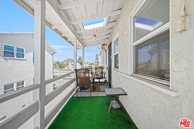 8207 Crenshaw Drive, Inglewood, CA 90305