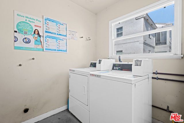 8207 Crenshaw Drive, Inglewood, CA 90305
