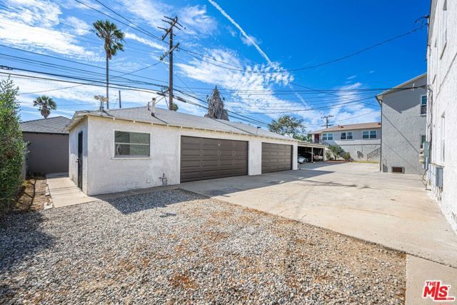8207 Crenshaw Drive, Inglewood, CA 90305