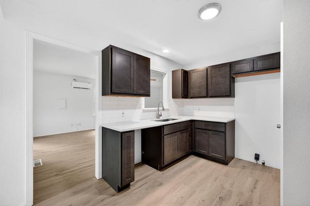 509 E Kerr Drive, Midwest City, OK 73110