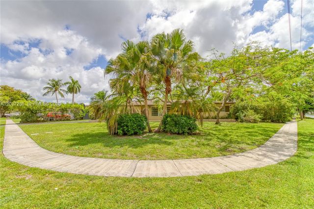 192 SW 62nd Terrace, Plantation, FL 33317