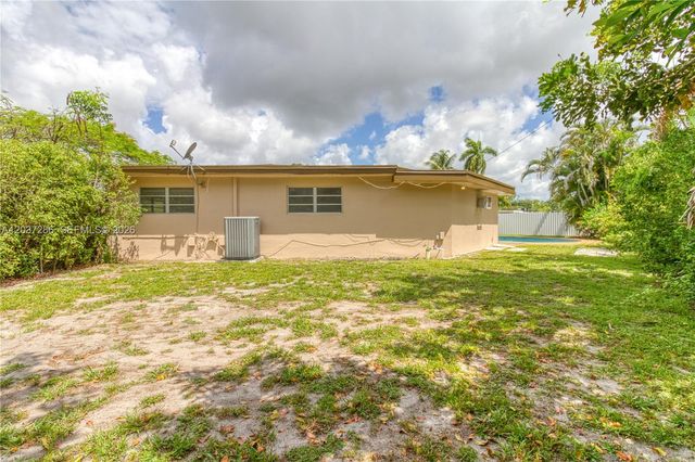 192 SW 62nd Terrace, Plantation, FL 33317