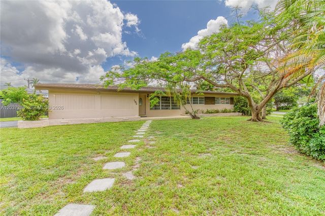 192 SW 62nd Terrace, Plantation, FL 33317