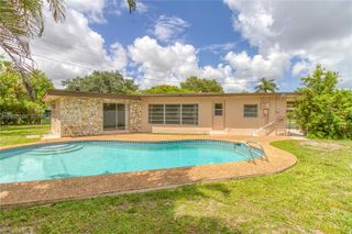 192 SW 62nd Terrace, Plantation, FL 33317