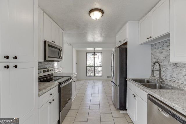 5360 Fieldgreen Drive, Stone Mountain, GA 30088