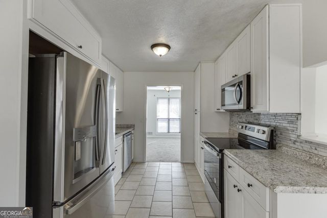 5360 Fieldgreen Drive, Stone Mountain, GA 30088