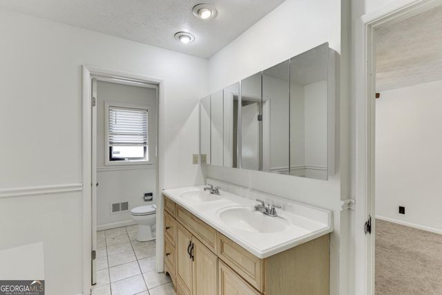 5360 Fieldgreen Drive, Stone Mountain, GA 30088