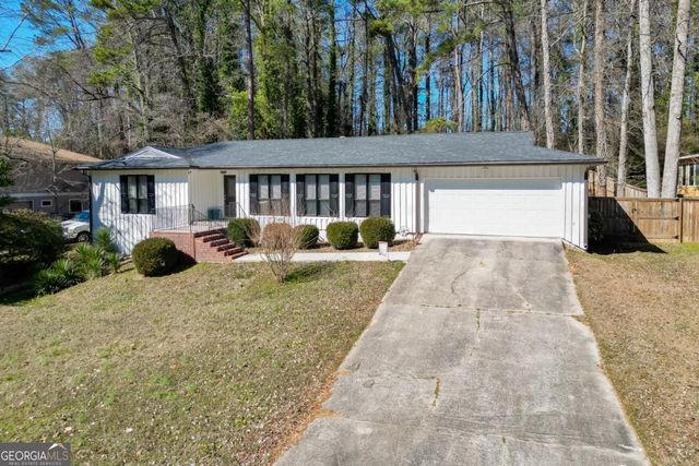 5360 Fieldgreen Drive, Stone Mountain, GA 30088