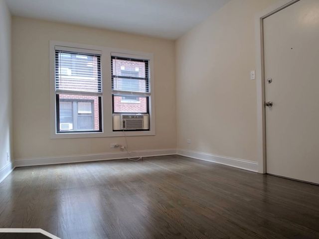 2643 N Spaulding Avenue 3E, Chicago, IL 60647