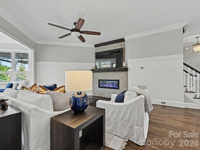 17626 Spinnakers Reach Drive, Cornelius, NC 28031