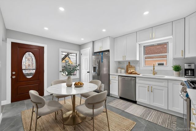 9911 205th Place, Hollis, NY 11423