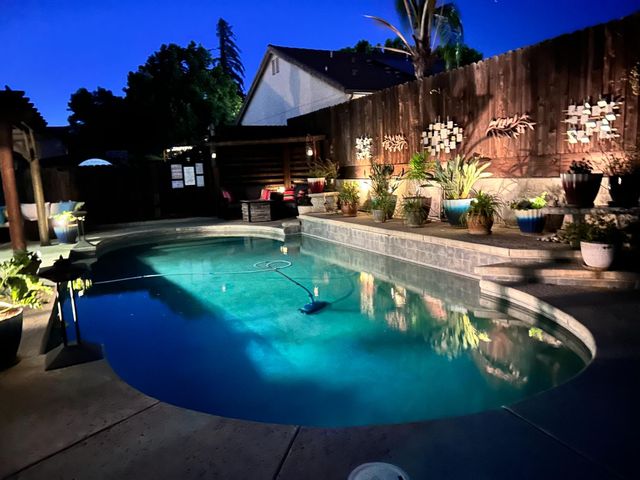 2457 Carson Ave., Clovis, CA 93611