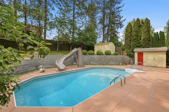 8517 N Greenwood St, Spokane, WA 99208