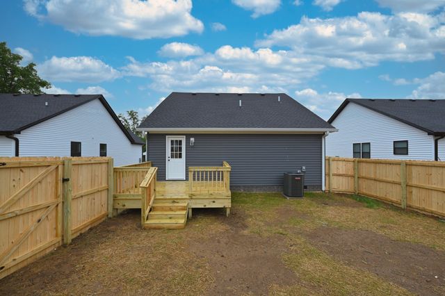 210 Ross Ave Unit 110, Gallatin, TN 37066