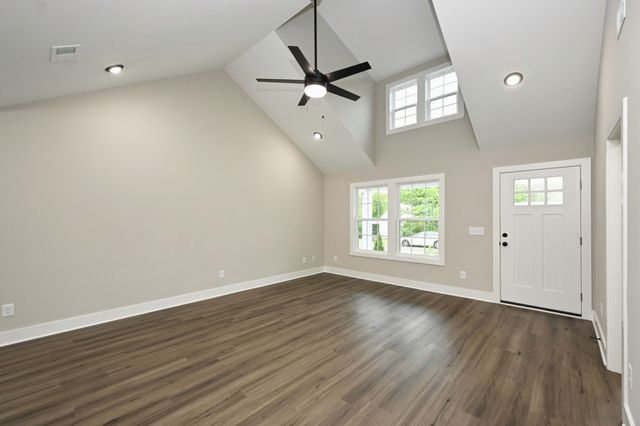 210 Ross Ave Unit 110, Gallatin, TN 37066