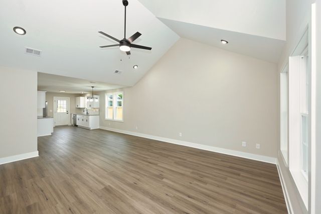 210 Ross Ave Unit 110, Gallatin, TN 37066