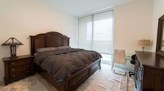220 LAKE SHORE Drive 1123, West Palm Beach, FL 33403
