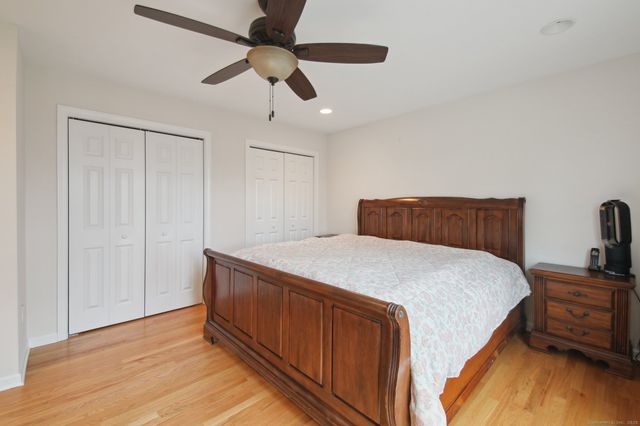 96 Damascus Road, Branford, CT 06405