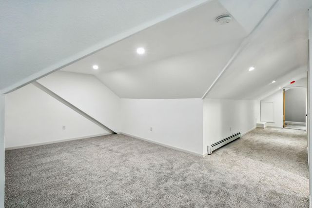 770 Viking Drive E, Maplewood, MN 55117