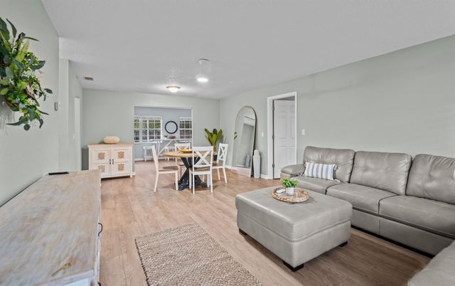 285 Trillo St, St Augustine, FL 32086