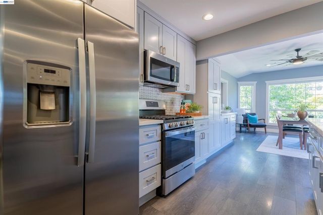 16004 Wellington Way, Castro Valley, CA 94578