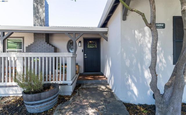 16004 Wellington Way, Castro Valley, CA 94578