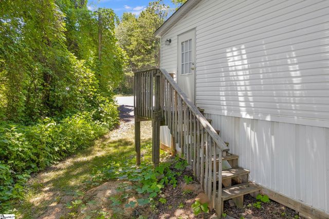 313 W Bagwell Road, Liberty, SC 29657