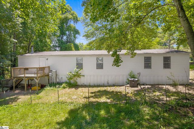 313 W Bagwell Road, Liberty, SC 29657