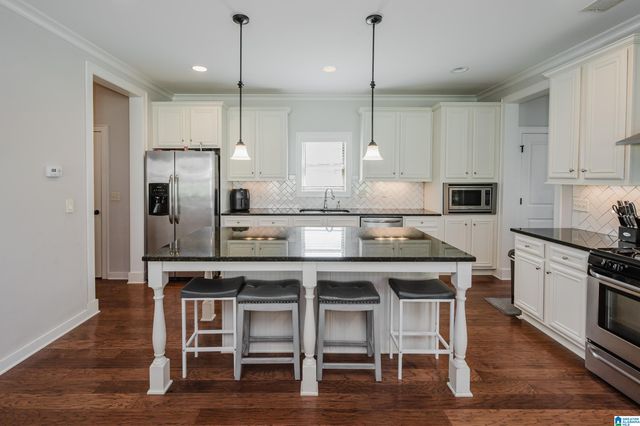 312 KILKERRAN LANE, Pelham, AL 35124
