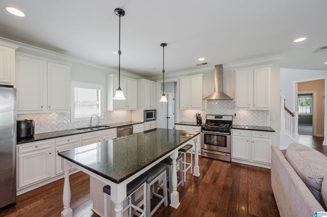 312 KILKERRAN LANE, Pelham, AL 35124