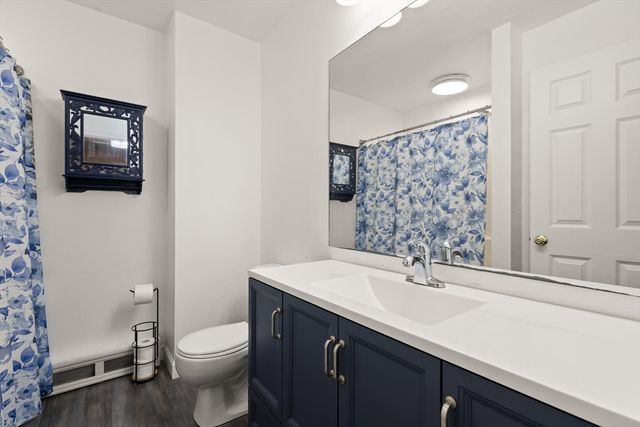 19 Amherst Rd, Shrewsbury, MA 01545