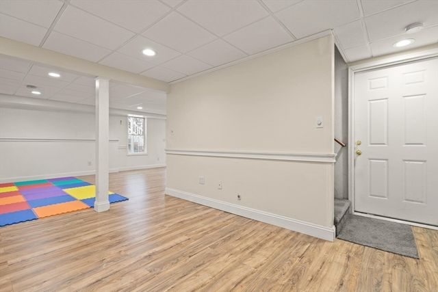 19 Amherst Rd, Shrewsbury, MA 01545