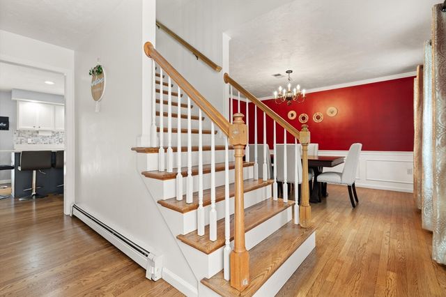 19 Amherst Rd, Shrewsbury, MA 01545