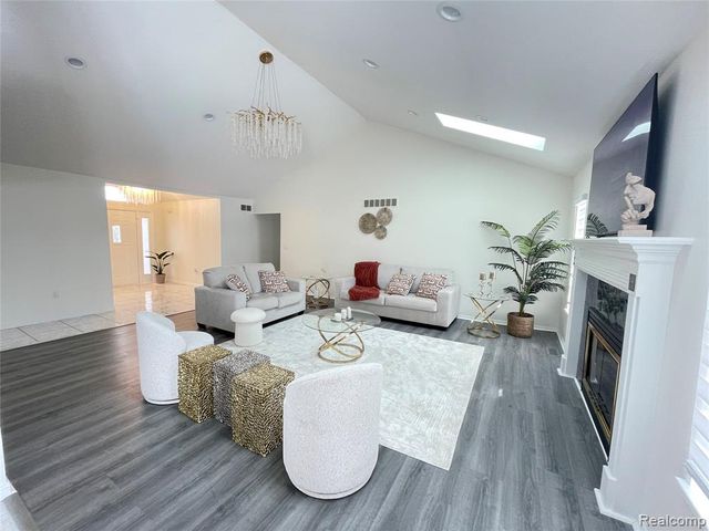 50531 Princeton Drive, Macomb, MI 48044