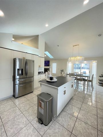 50531 Princeton Drive, Macomb, MI 48044