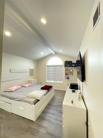 50531 Princeton Drive, Macomb, MI 48044