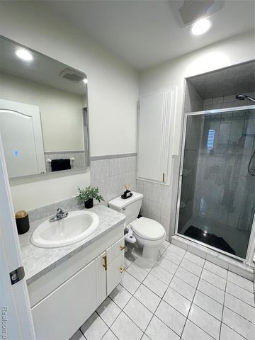 50531 Princeton Drive, Macomb, MI 48044