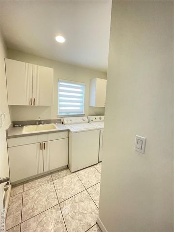 50531 Princeton Drive, Macomb, MI 48044