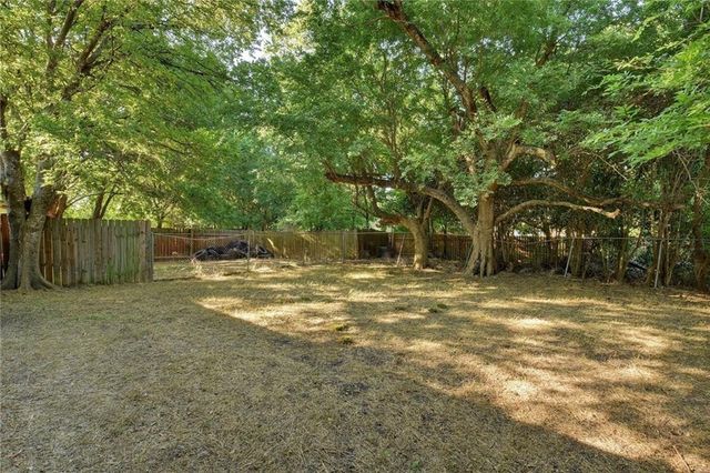 2311 Teri RD A, Austin, TX 78744