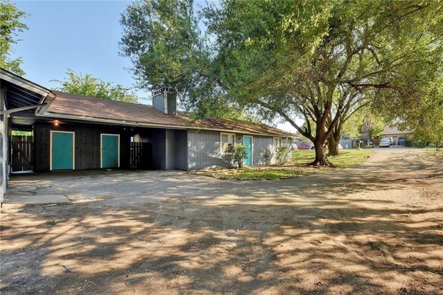 2311 Teri RD A, Austin, TX 78744