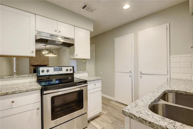 2311 Teri RD A, Austin, TX 78744