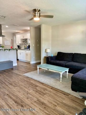 2394 Saint Dunston Lane, Melbourne, FL 32935