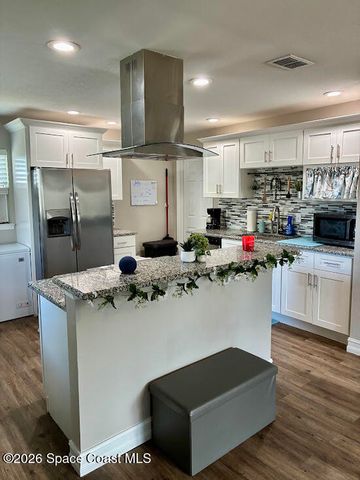 2394 Saint Dunston Lane, Melbourne, FL 32935