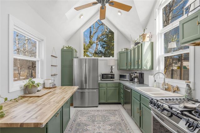 11 Heights Avenue, Warwick, RI 02889