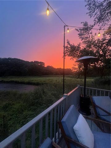 11 Heights Avenue, Warwick, RI 02889