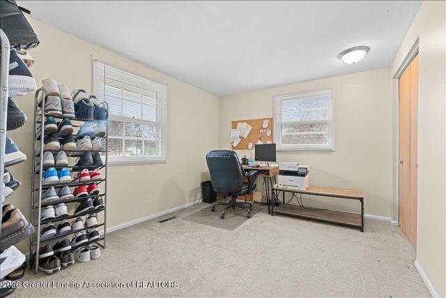 3616 Glasgow Drive, Lansing, MI 48911