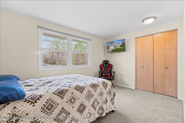 3616 Glasgow Drive, Lansing, MI 48911